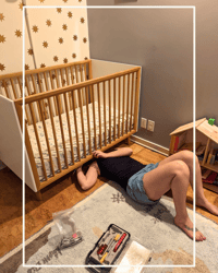 Crib Assembly with Queen of To Do